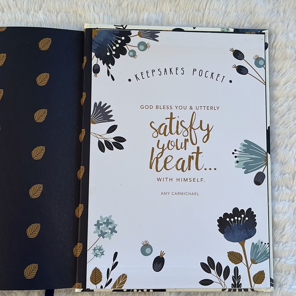 Her Children Call Her Blessed - hardcover journal. Nice Gift Idea - Picture 4 of 8